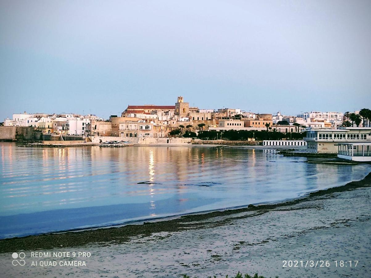 A Due Passi Dal Mare Apartment Otranto Bagian luar foto