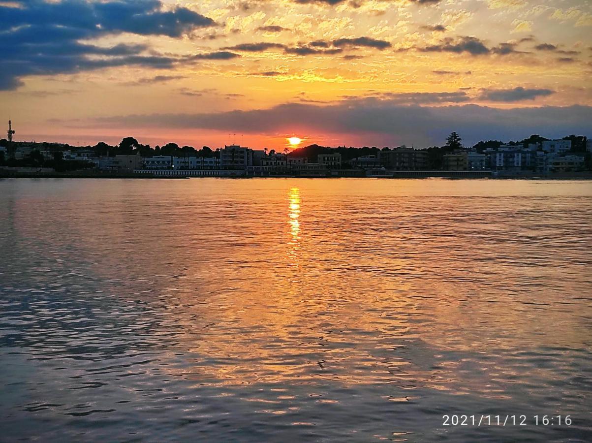 A Due Passi Dal Mare Apartment Otranto Bagian luar foto