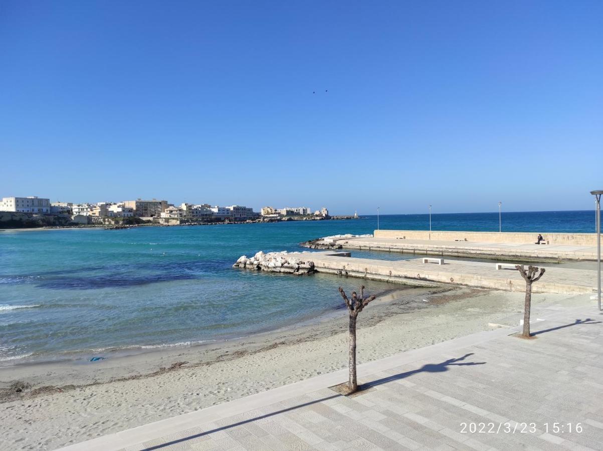 A Due Passi Dal Mare Apartment Otranto Bagian luar foto